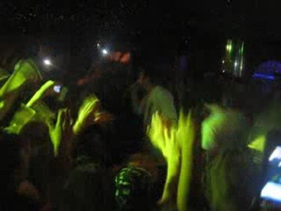 Sansar Salvo - aksi  Olma