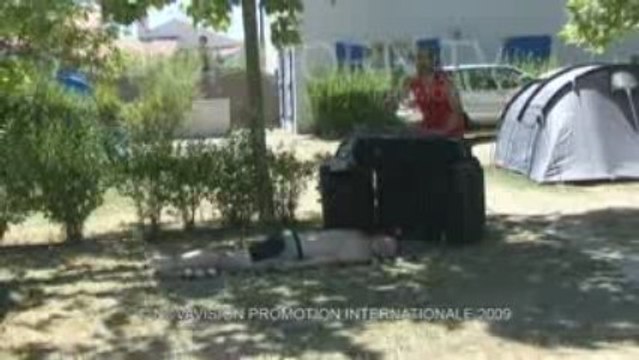 Camera Cachée : Musique au Camping ! (Mad Boys)