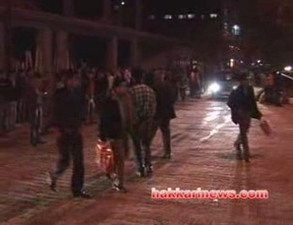 Yüksekovada patlama 3 yaralı