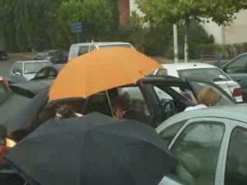 MARIAGE PAULINE ET CHRISTOPHE 19.09.09 ARRIVER MAIRIE