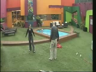 Rachel & Mikey - Star Jumps