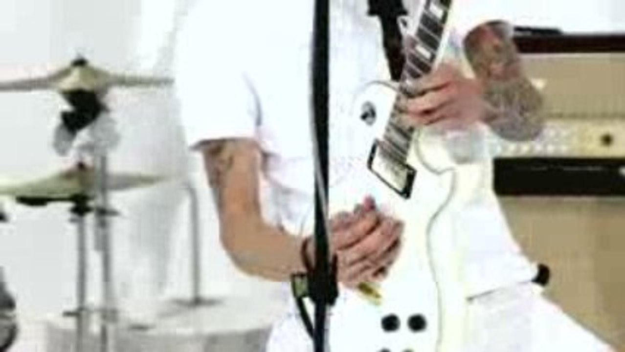 Black Veil Brides- Knives and Pens