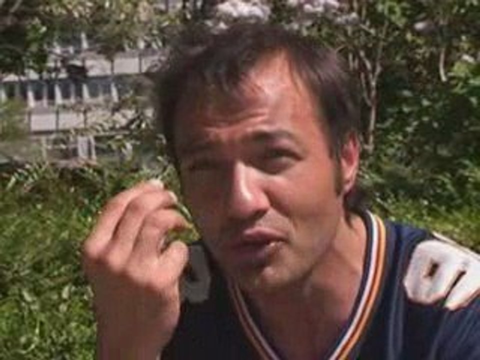 Eric Besson : Calais hermétique