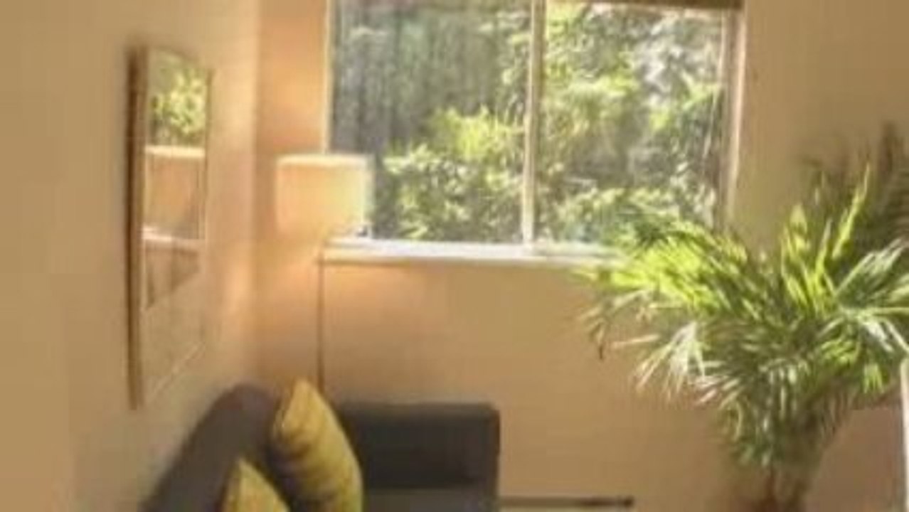 Vancouver Realtors - Kitsilano Townhouse BC Canada