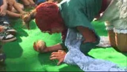 Odile Pinson fait son cirque ! - Chalon dans la rue 2009