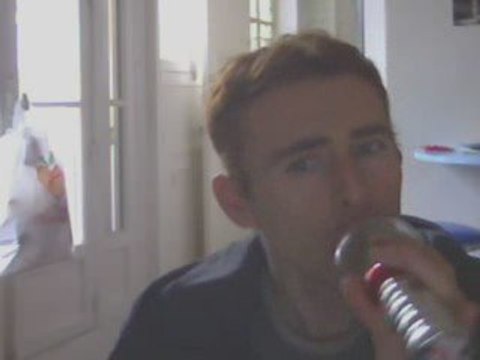 Wiwi égratigne L'ombre et la lumière