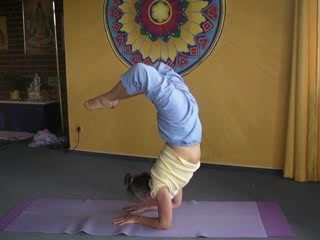Advanced Headstand and Scorpion - Shirshasana Yoga Asana