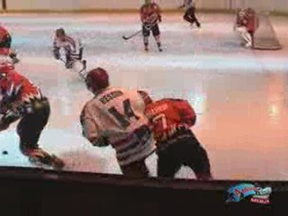 Hockey-Clip résumé- LM J2-Neuilly/Marne Vs MtBlanc (5-2)