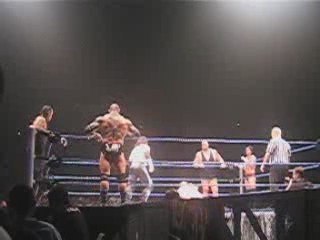 Entrée DOLPH ZIGGLER smackdown bercy 09