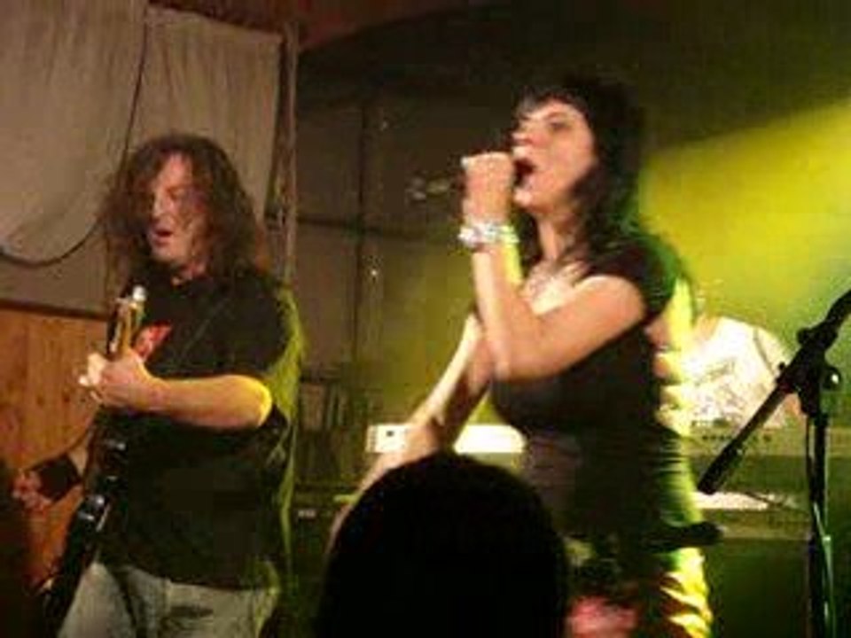 CLIFF - Highway to hell