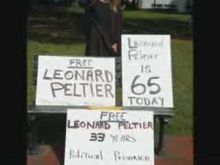 Ben Carnes & Rob Fife fasting in DC for Leonard's freedom