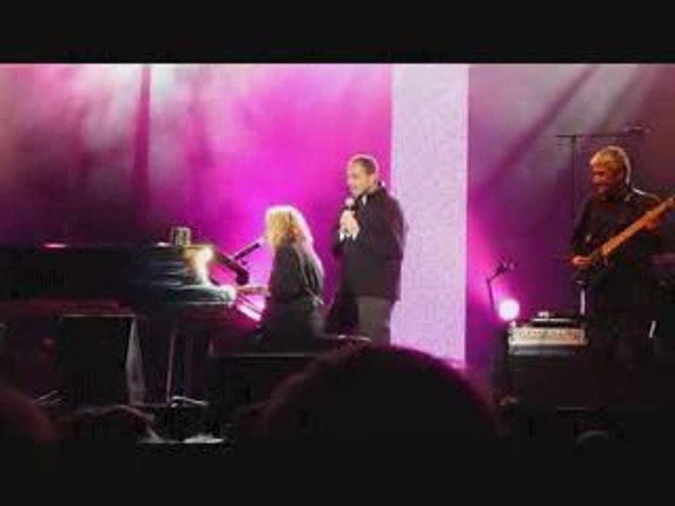 Jean-François Copé en duo avec Véronique Sanson à Meaux