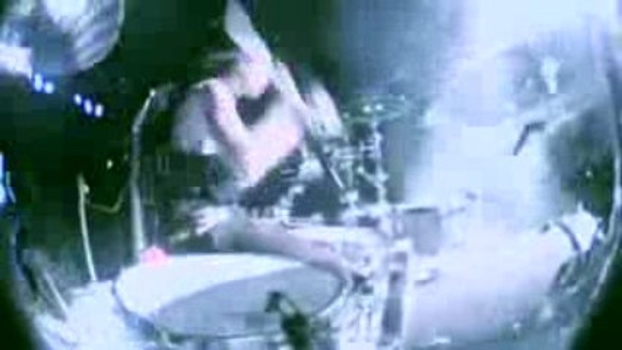 The Blinkumentary - Travis Barker (drum) Solo