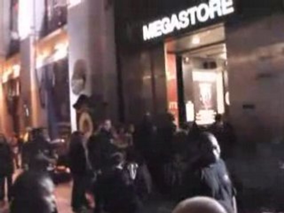 Entrée du Virgin en petit groupe