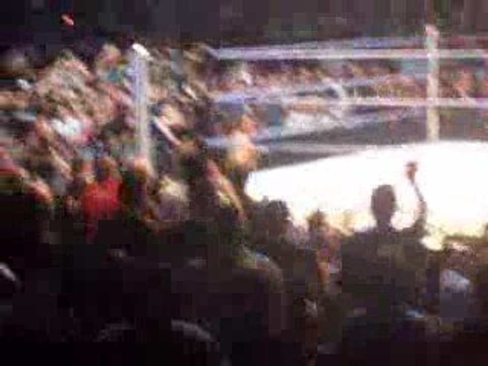 Bercy 27/09/2009 - Smackdown/ECW - Entrée Melina