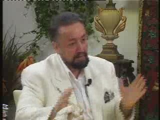 ADNAN OKTAR'IN, CÜBBELİ AHMET'İN KÖTÜ TEMENNİLERİNE CEVABI