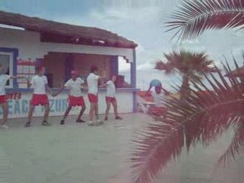 equipe d'animation lookea beach azur