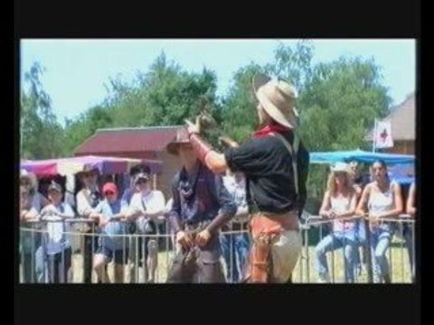 les jongleurs de Colt Revue Western Twister