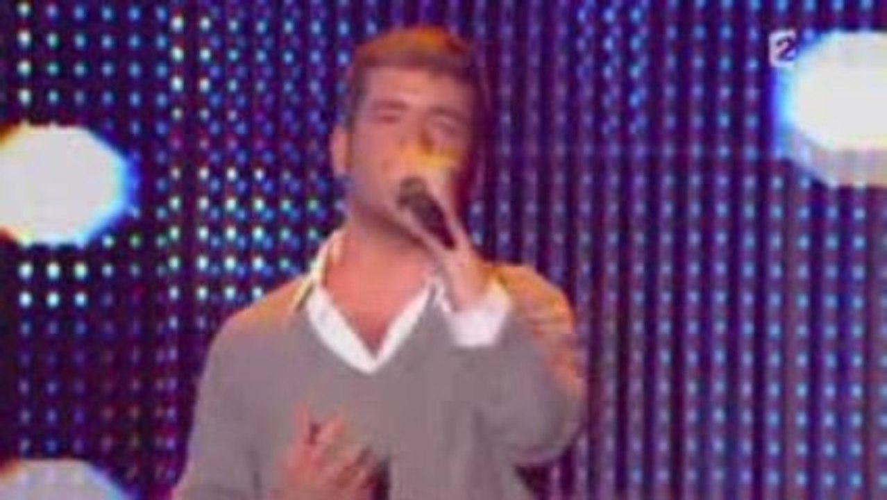 Grégoire "Ta main" dans "Mes chanteurs préférés" sur France2