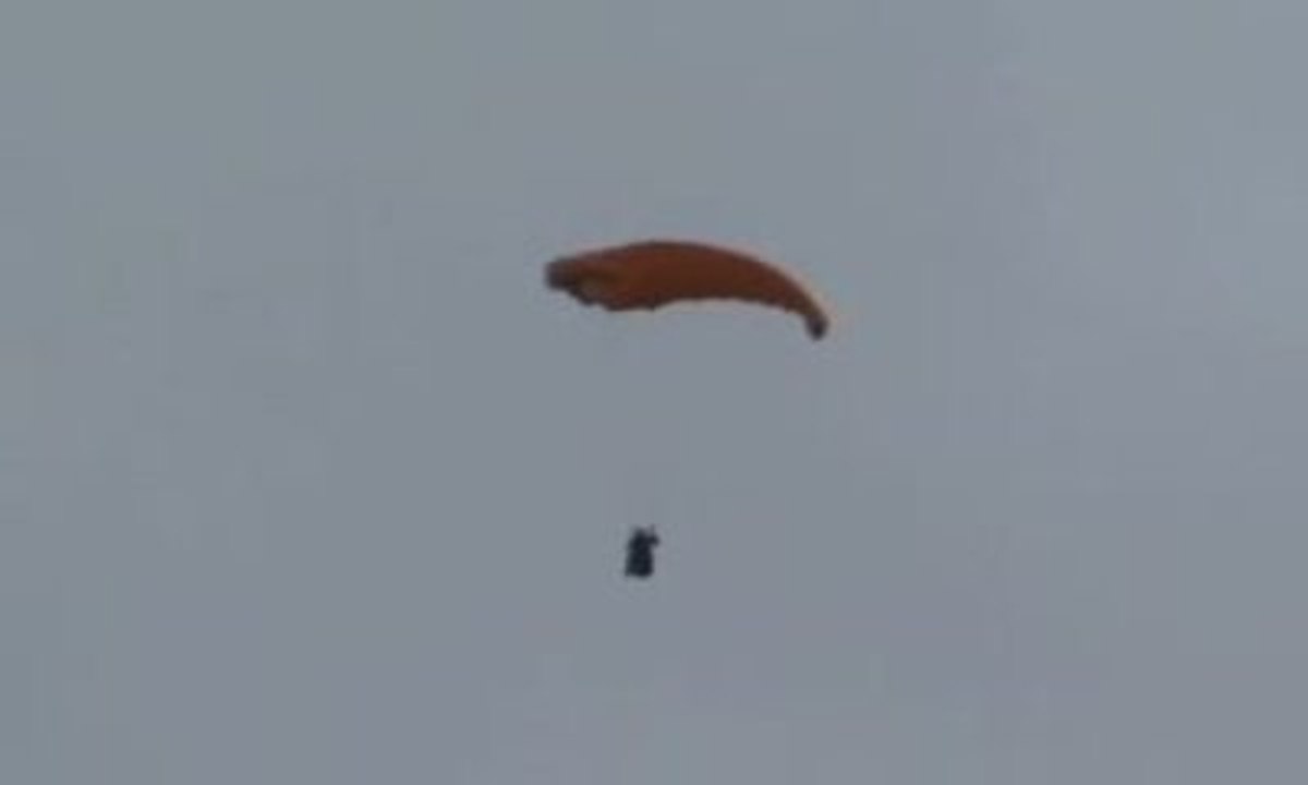 Stage SIV 2009 - Asymétrique accélérée Nicolas