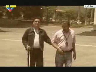 Ernesto Araújo y la Innovadora Sala de Computación para Discapacidad Visual en la Biblioteca Nacional 📚