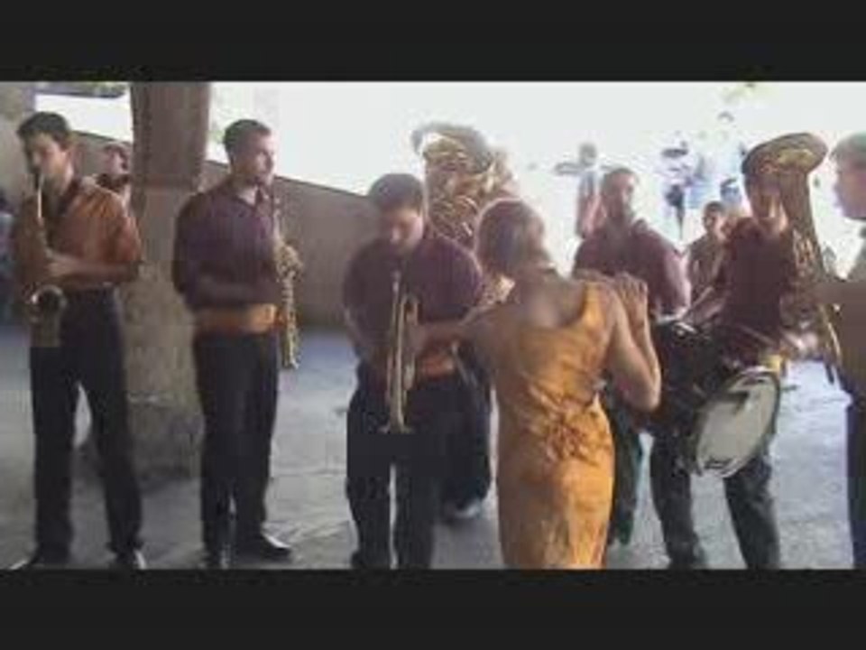 Damno / DANGUBA