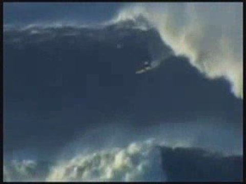 Compilations de chutes sur grosses vagues