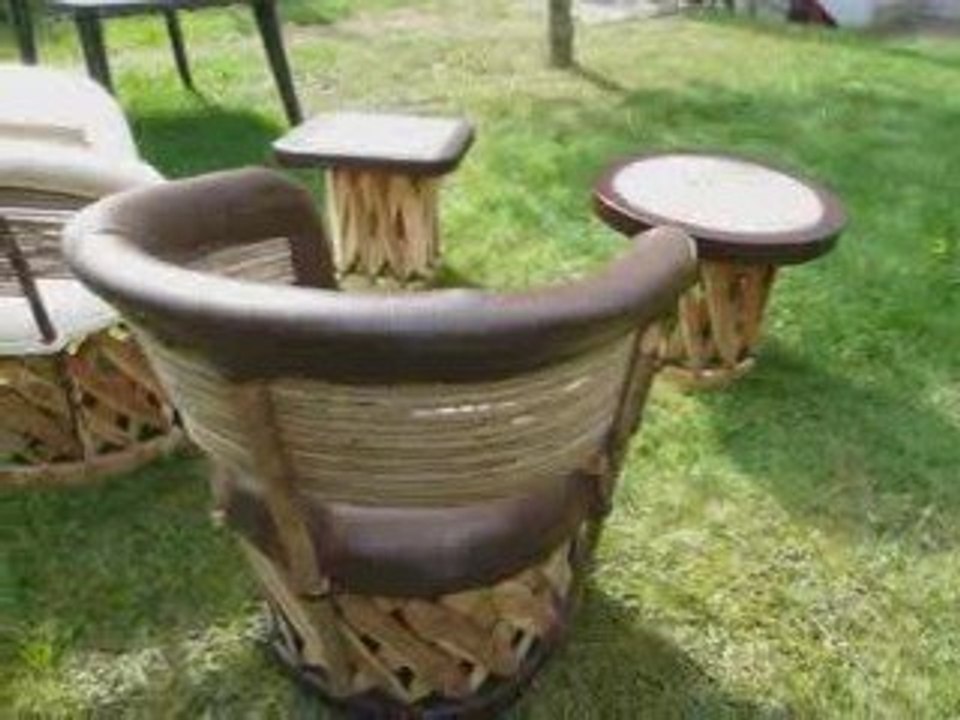Liquid. stock Coacao : Fauteuils et tables Equipal Mexicains