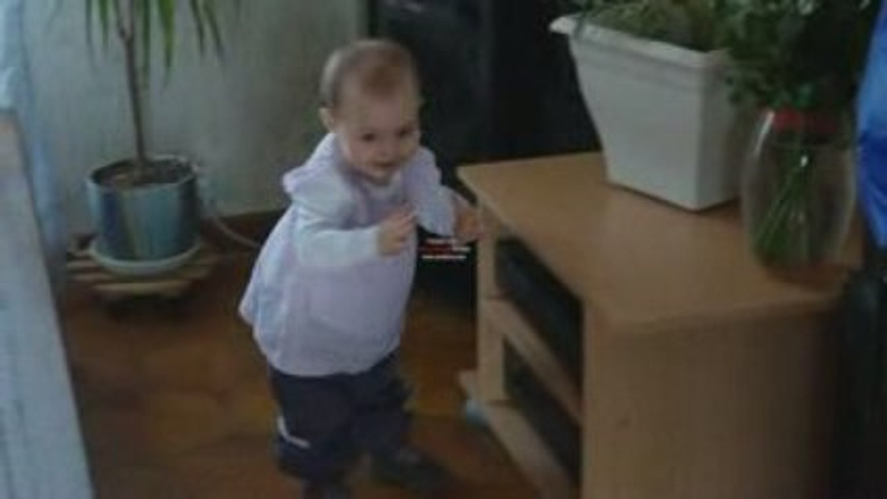 BEBE SON DE TEUF ( ma fille 14 mois )