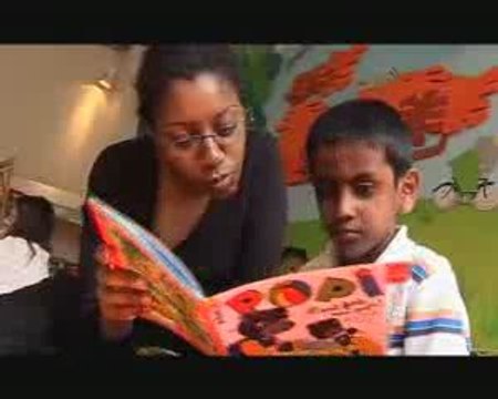 AFEV Accompagnement Vers la Lecture (1)