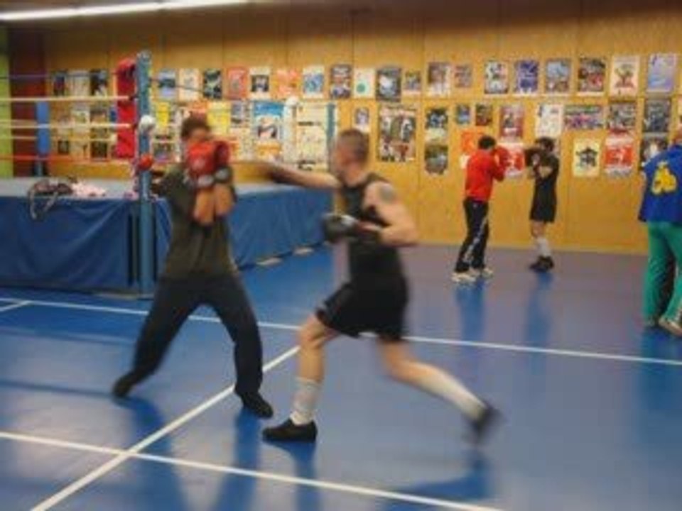 le bureau du club V2