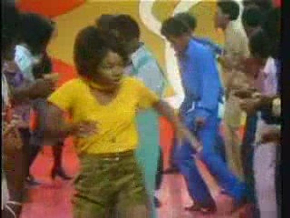 Soul Train LIne Dance to Curtis Mayfield Get Down
