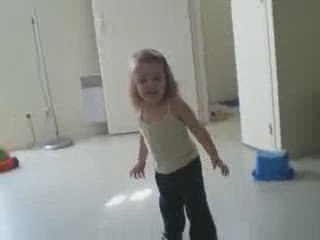 Aimée Boom Boom Pow 002 – Essai 2 🎶