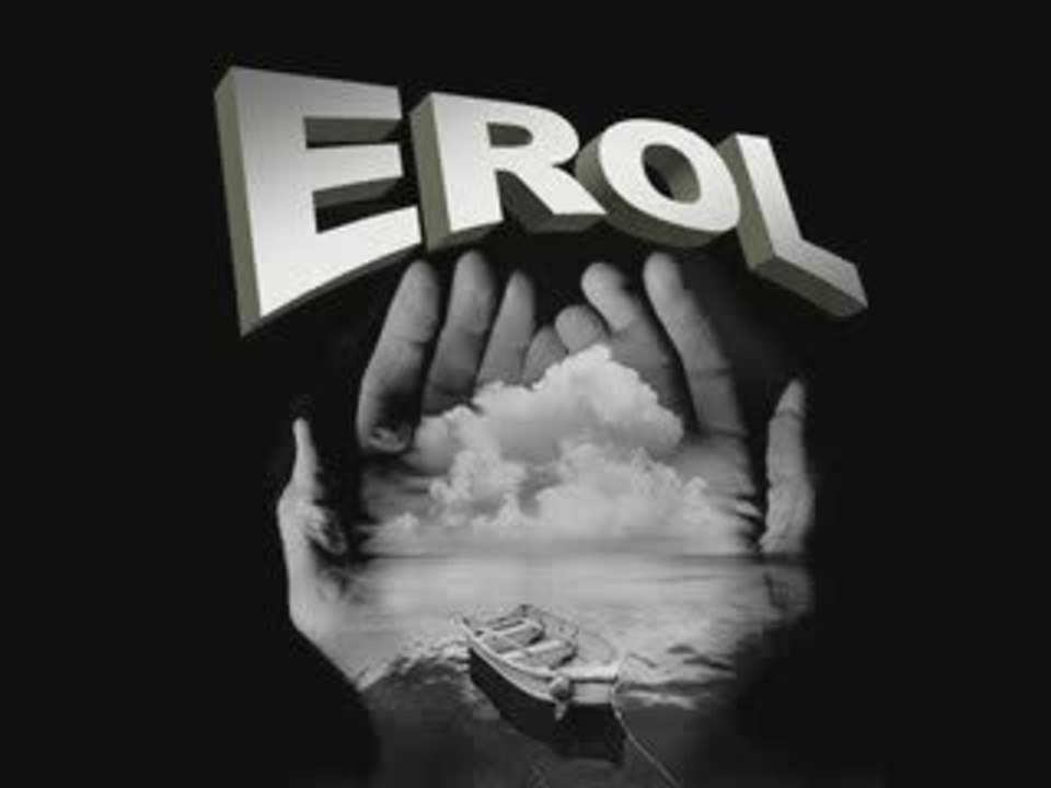 Kazım Koyucu  Evin önü arpalık