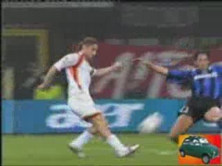 Cucchiaio di Totti all'inter!