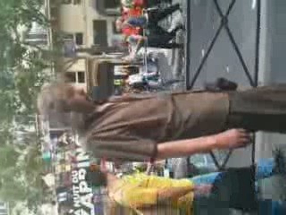 REGIS A LA TECHNO-PARADE !!!