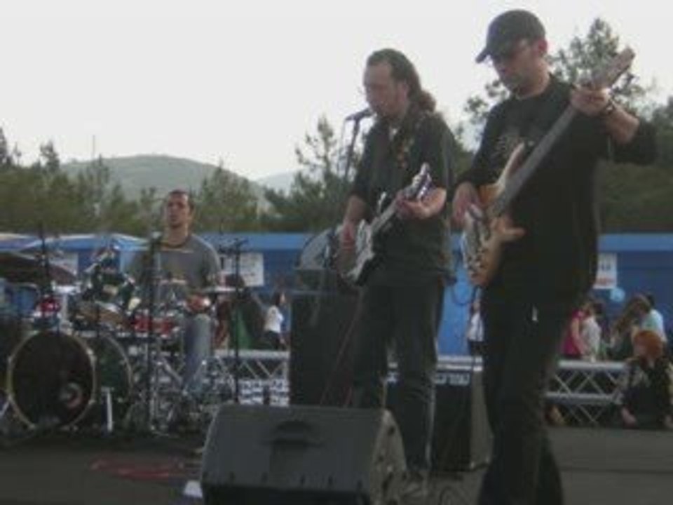 Turgay & Frekans  - Gölgeler Uyanmadan