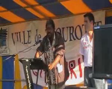 Soutien des sans papiers aux CONTIS en lutte contre la justi