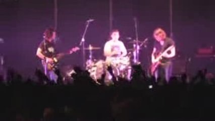 Arctic Monkeys - Crying lightning Live