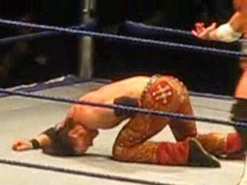 Bercy SMACKDOWN 27/09/09 MORRISON vs ZIGGLER