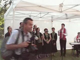 Amazing Grace en extérieur par les Wonderful Gospel Singers