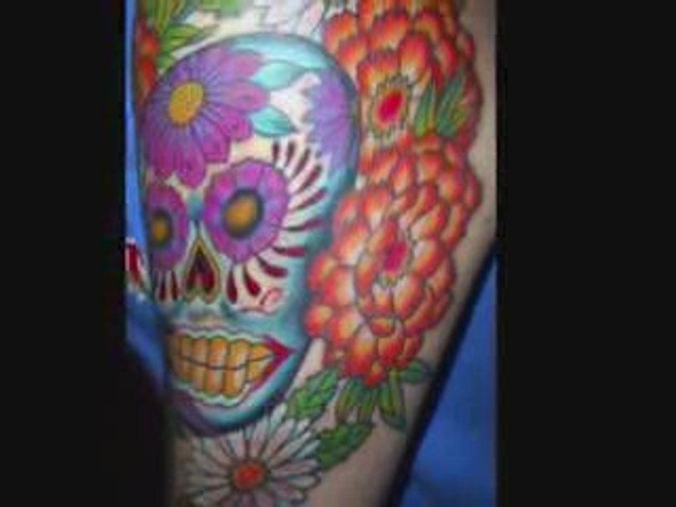 Female Flower Tattoos - Floral Tattoo Designs