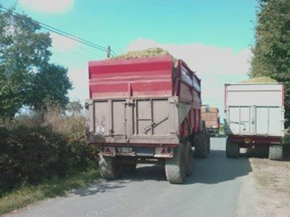 ensilage:7950,7750,jaguar870 tacos john deere en masse..