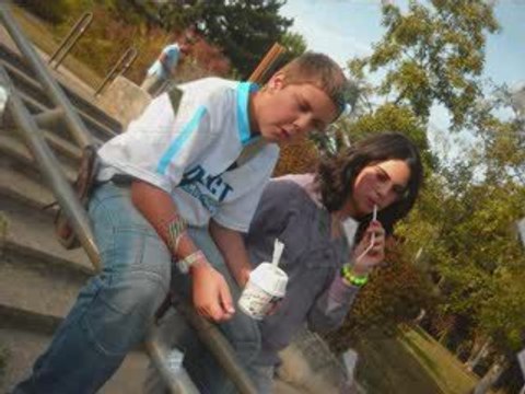 le delir de la mort qui tu regarder pas vous allez etre acro