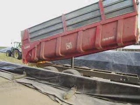 John Deere 7730 + remorque Gilibert 18T