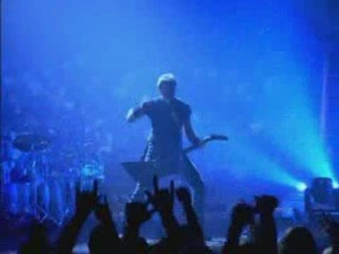 Metallica - Enter Sandman (Cunning Stunts 1997)