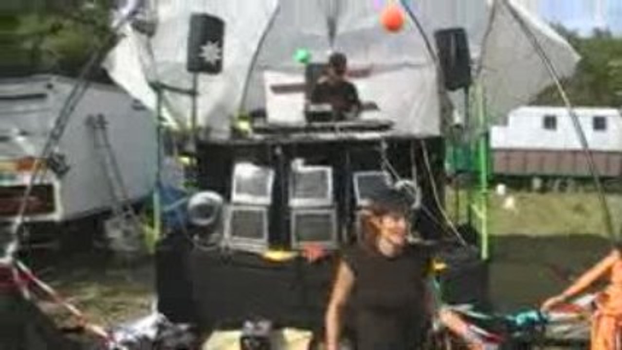 Fraxx at the Space Adventure 260909 - Manege Dejanté