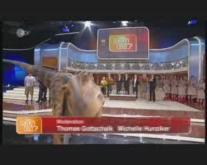 03.10.2009 Wetten, dass... - Ende(Tom and dinosaur)