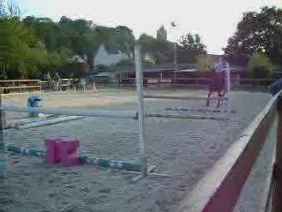 Manu et Mirabelle au saut (3)