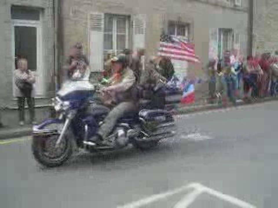 Défilé moto Harley 06 06 2009 - Ste mère eglise